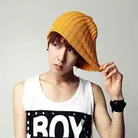 悲哀的三角恋伤感图片
