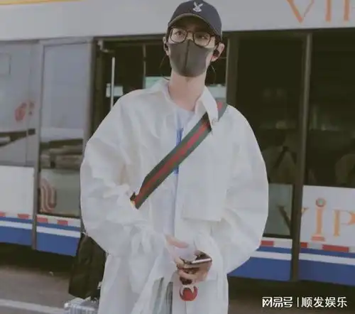 肖战更新绿洲上热搜看到蜘蛛侠剧透蹭热度
