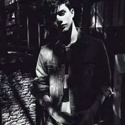 跟20岁和30岁男人谈恋爱的区别
