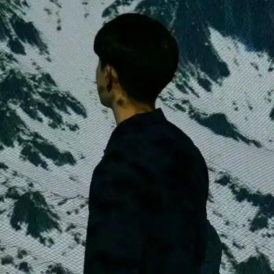 林鹤居颓废夜晚暗黑男神男生头像
