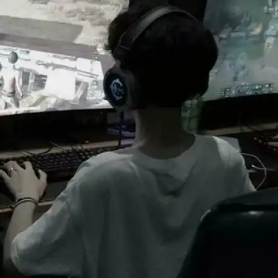 2020男生头像最新背影2020超清男生背影头像
