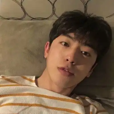 韩国最新帅气头像韩国男生同一个人多张图片
