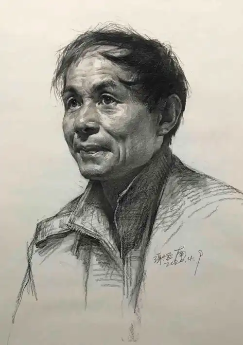 严谨的造型,强烈的画味谢延南素描头像欣赏

