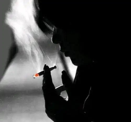 做大叔的女人一定很幸福