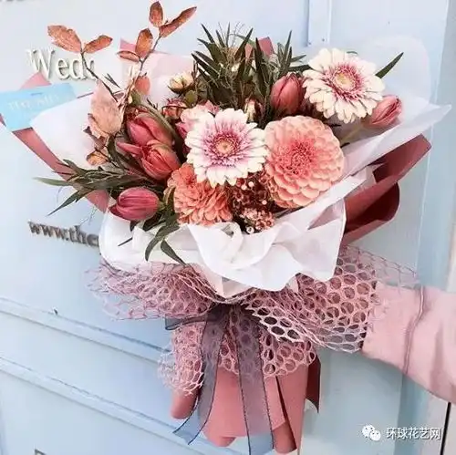 菊花out枯枝落叶才是深秋的最佳代言
