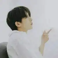 可爱头像男小清新自然微信头像图片大全
