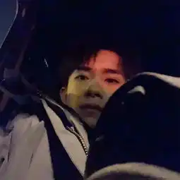 易烊千玺发动态了
