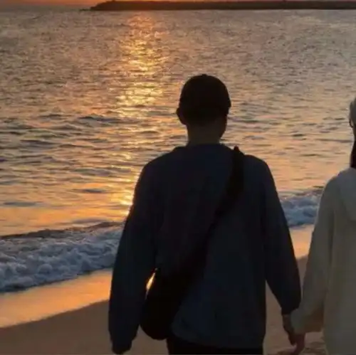 ins超甜真人情头
