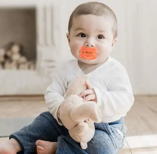 这些婴儿用品又贵又难用,看看你家是不是也有,专家可以扔了
