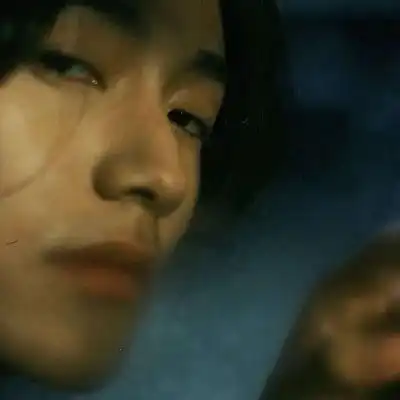 ins男头是不是把所有委屈都咽男生头像我要个性网
