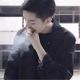 qq男生头像ins头像已经out了,来试试这几款头像
