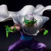 比克大魔王带头巾头像
