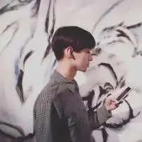 咕噜咕噜投寒冰光剑丑陋男生游戏名字
