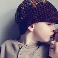 小孩情侣头像亲吻微信头像图片大全
