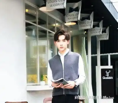 男生头像男生头像成熟稳重,时光流逝回忆太多第243期

