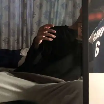 苏瓷成熟个性男头时尚成熟高男生头像我要个性网
