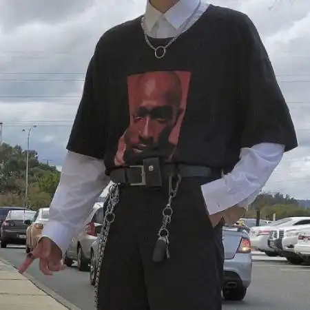 气质男头像我的青春有你
