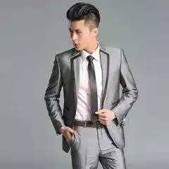 男士西装该怎么搭配这样穿衣,尽显新郎英俊潇洒
