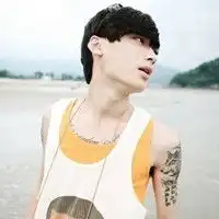 微信头像用登山图片的性格微信头像图片大全
