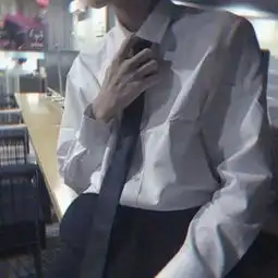 白衬衫穿出不一样的感觉多多支qq男生头像我要个性网
