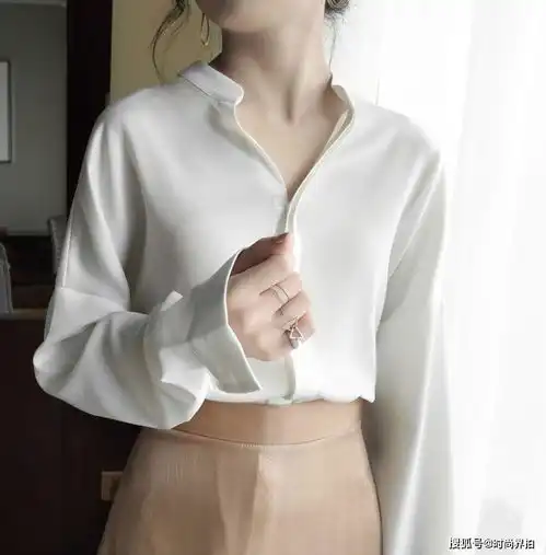 通勤白衬衫烟管裤,哪个妹子能拒绝妥妥的高级感
