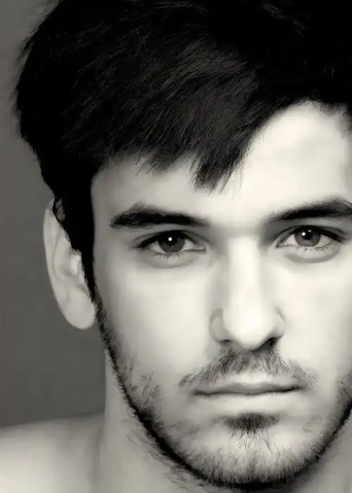 好帅赶脚欧美的男人都好有男人味啊
