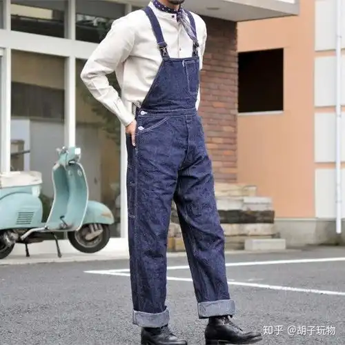 男人穿连体裤太幼稚它可是工人阶级时尚代表
