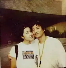 多少人曾爱慕你年轻时的容颜黄小厨,请把徐志摩还给我
