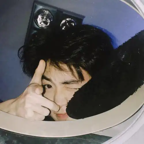 头像那些仅你可见的脆弱时刻
