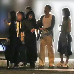 组图失恋新剧收视低受打击曝石原里美深夜买醉借酒消愁
