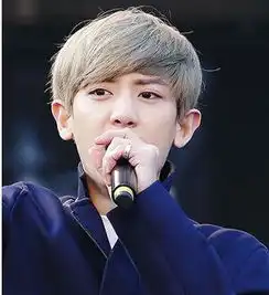 招风耳适合什么发型朴灿烈示范招风耳男生发型打理
