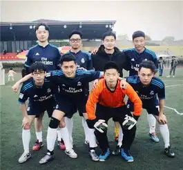 生于青海长于新疆学在美院的藏族男孩励志要做一名文化传播的使者
