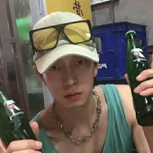 林挽男生头像星空再亮却不及你男生头像我要个性网
