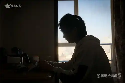 男童患病花掉北漂父母十年积蓄如今为保命或丧失全部生育能力
