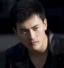 超女出身,前男友是功夫童星,离婚后带娃参加亲子节目
