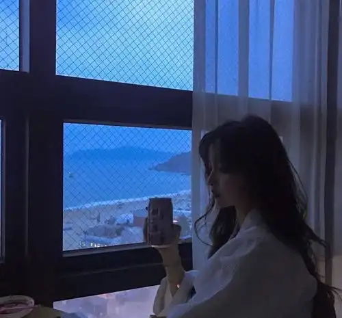 吃软饭,出轨,遗弃幼子文艺男青年可以渣到什么程度
