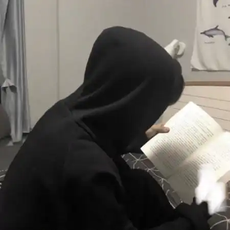 气质男头像我的青春有你
