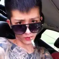 最美的痕迹美男子qq个性头像
