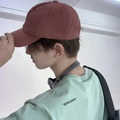 头像帅酷男生真人图片