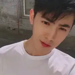 男生头像你也是我不后悔遇见的人
