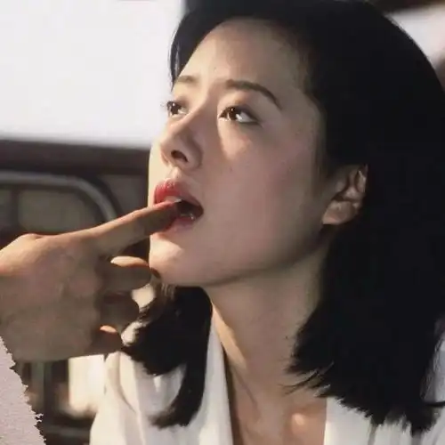 精选优质温柔小众好看的女生头像303
