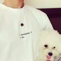 抱宠物的男生头像黑白微信头像图片大全