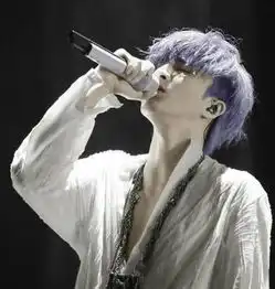 薛之谦台上演唱歌曲,黑粉却在台下喊3个字,他瞬间黑脸罢唱
