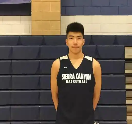 霸气隔扣2米18浙江天才内线引詹皇欢呼未来可期剑指nba
