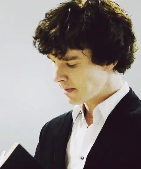 摄影神探夏洛克卷福帅哥男神
