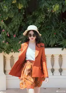 刘亦菲湖畔写真,瘦成这样你爱看神仙姐姐穿裙子还是穿西装
