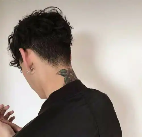 想纹身怕后悔这些小纹身比花臂好看多了

