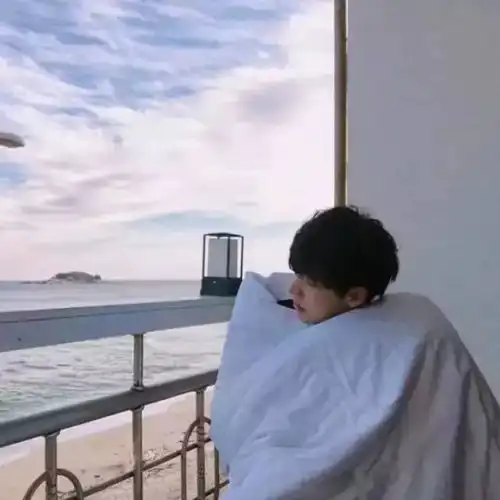 头像篇过度容忍会导致不在意
