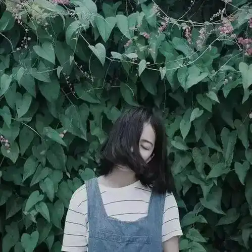 手机摄影丨学会这4招,轻松拍出自然又有气质的照片
