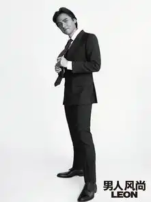 冯德伦黑白系封面曝光熟男魅力尽显
